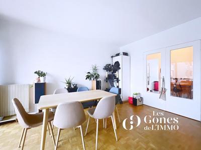 Appartement - 87 m² - 4 pièces