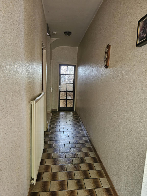 Maison - 220 m² - 7 pièces