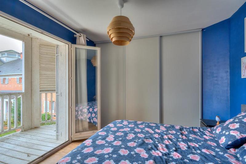 Maison - 92 m² - 5 pièces