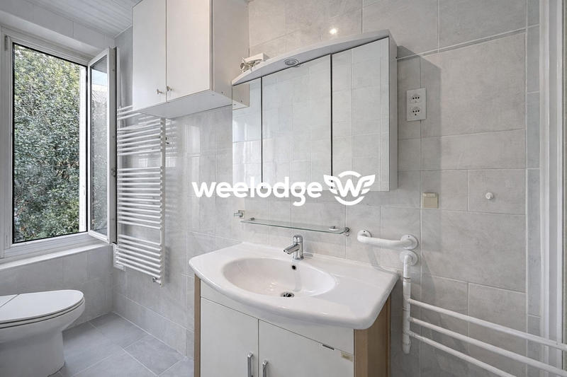 Maison - 168 m² - 7 pièces