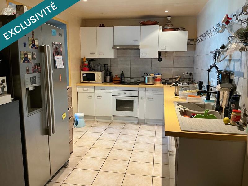 Maison - 292 m² - 10 pièces