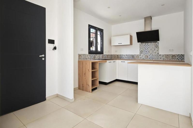 Maison - 92 m² - 3 pièces