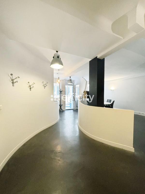 Bureau - 309 m² - 5 pièces