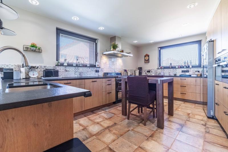 Villa - 470 m² - 7 pièces