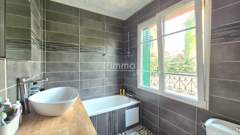 Maison - 116 m² - 5 pièces