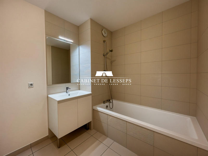 Appartement - 86 m² - 4 pièces