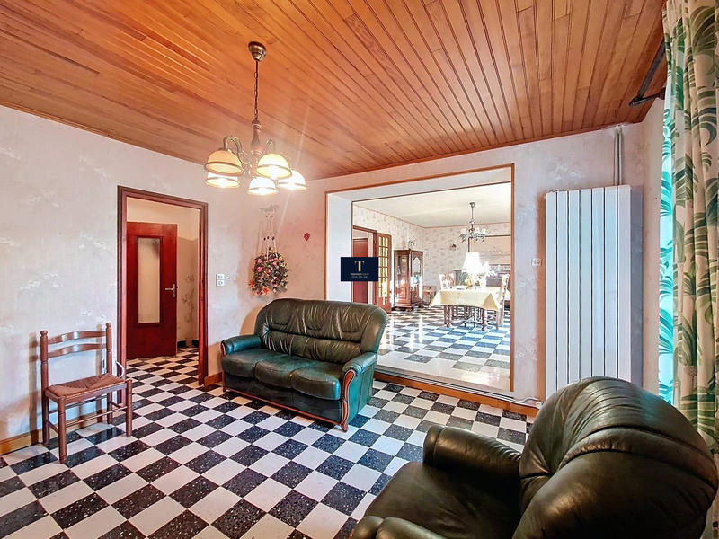 Maison - 176 m² - 7 pièces