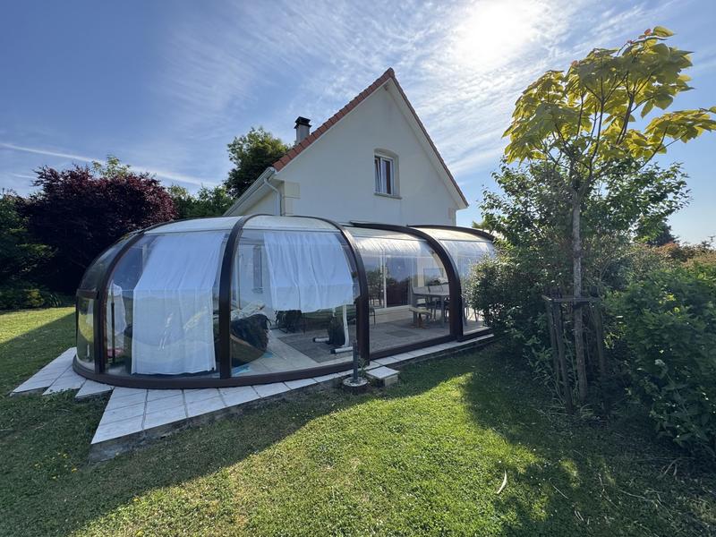 Maison traditionnelle - 214 m² - 7 pièces