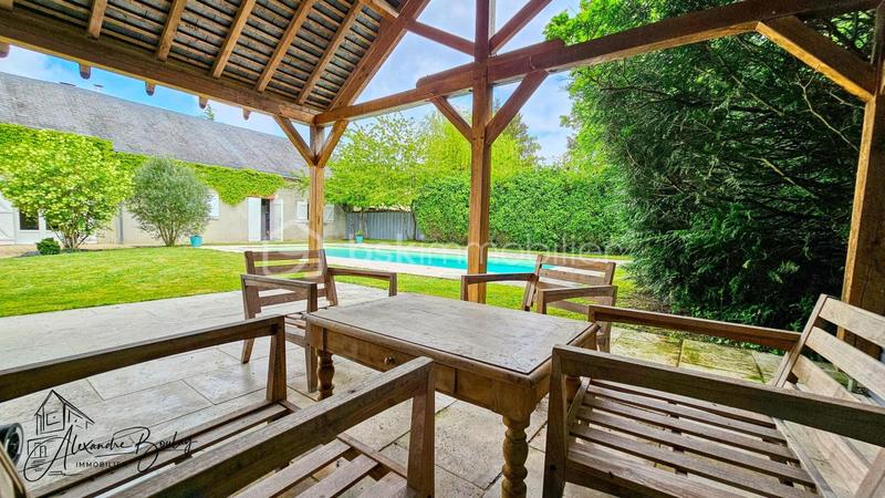 Maison ancienne - 246 m² - 8 pièces