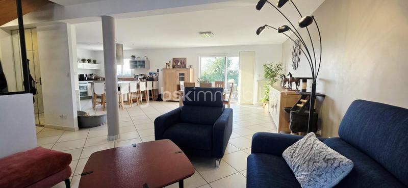 Maison - 152 m² - 6 pièces