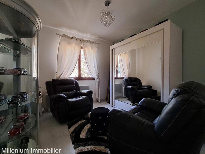 Maison - 93 m² - 4 pièces