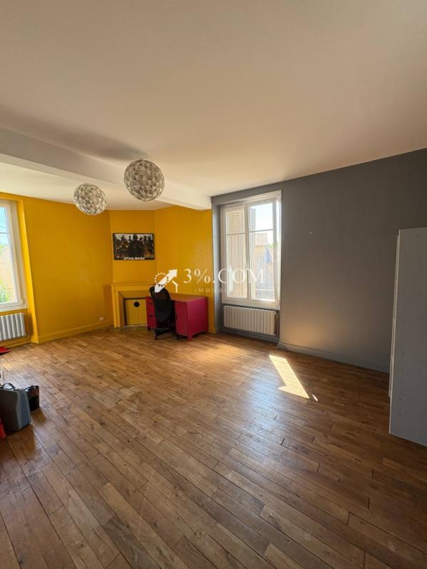 Maison - 258 m² - 10 pièces