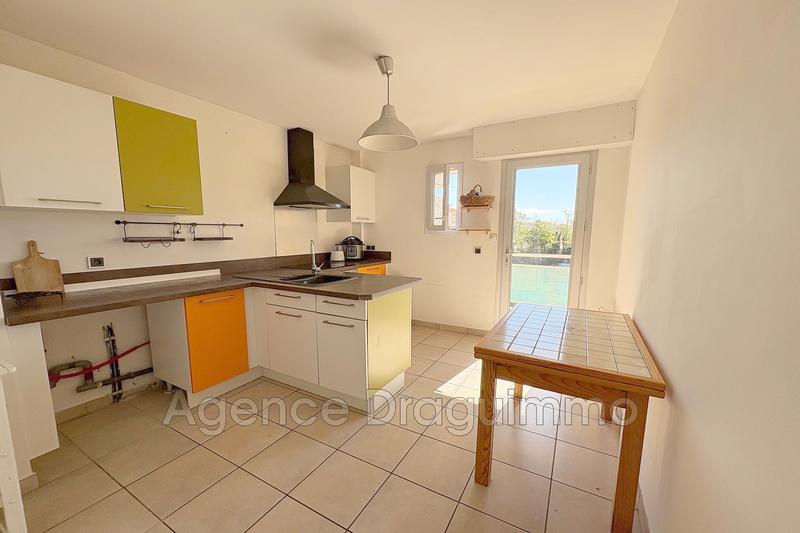 Appartement - 98 m² - 5 pièces