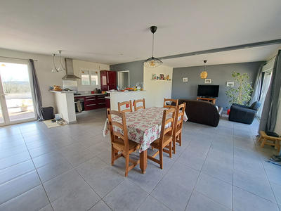 Maison - 152 m² - 5 pièces