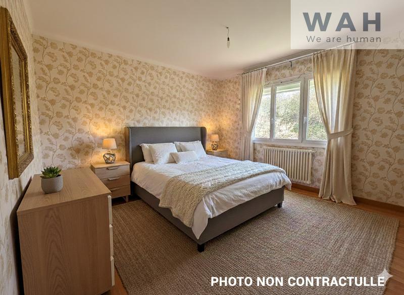 Appartement - 170 m² - 5 pièces