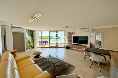 Appartement - 100 m² - 4 pièces