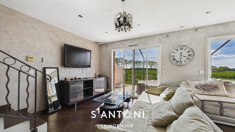 Maison - 111 m² - 5 pièces