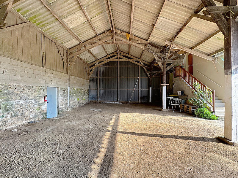 Maison - 169 m² - 12 pièces