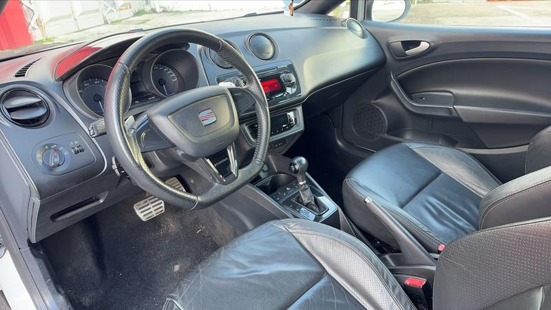 Seat Ibiza Sc Cupra IV 1.4 Tsi 180 Dsg7 Bocanegra - Automatique Toit ouvrant