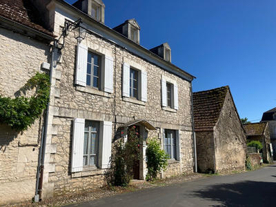 Maison - 150 m² - 5 pièces