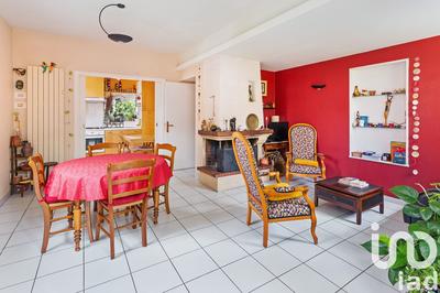 Maison - 123 m² - 6 pièces