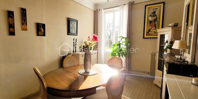 Maison bourgeoise - 143 m² - 4 pièces