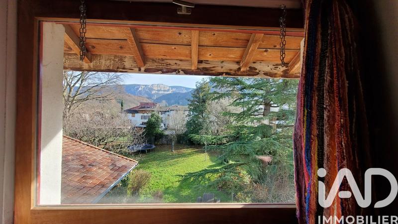 Maison - 207 m² - 7 pièces