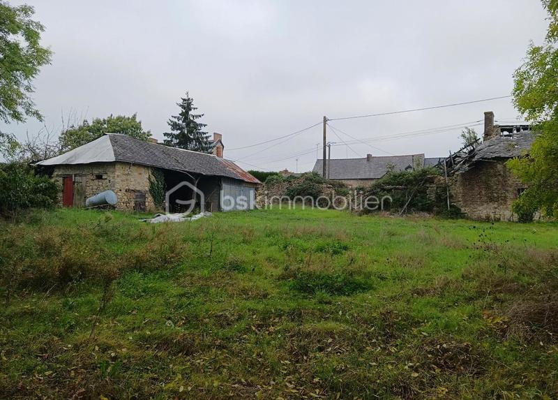 Corps de ferme - 1 577 m² - 2 pièces