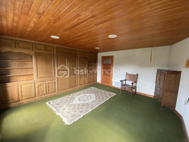 Maison - 206 m² - 7 pièces