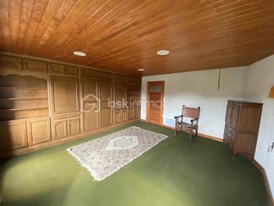 Maison - 206 m² - 7 pièces