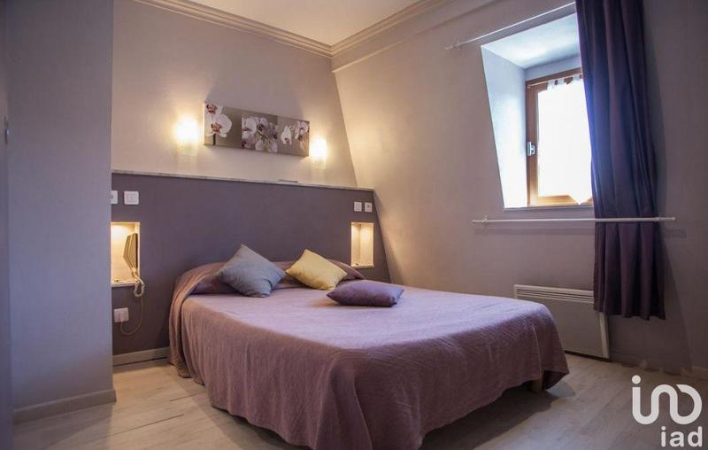 Local commercial - 1 200 m²