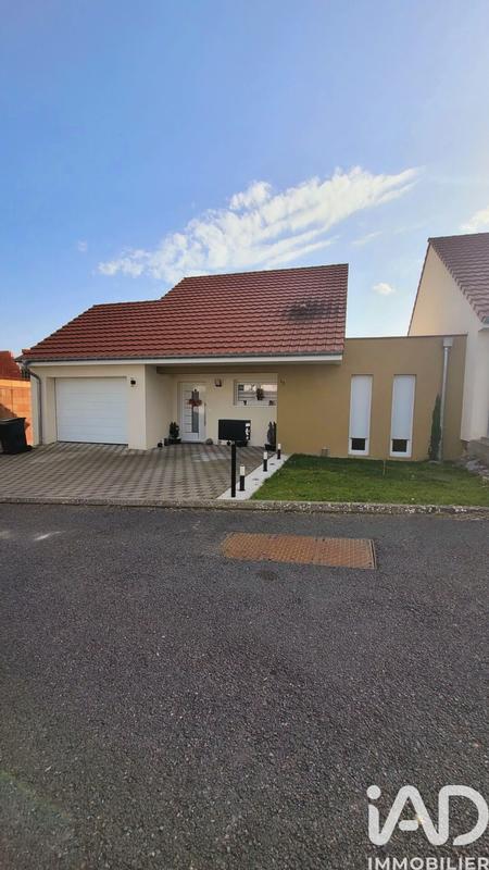 Maison - 97 m² - 4 pièces