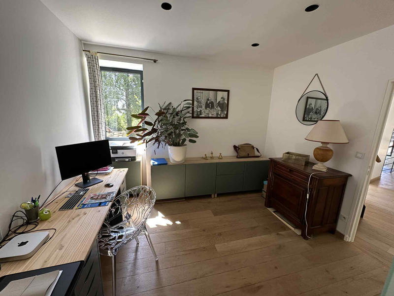 Maison - 300 m² - 9 pièces