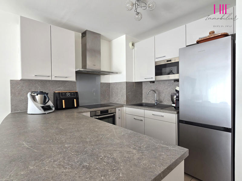 Appartement - 70 m² - 3 pièces