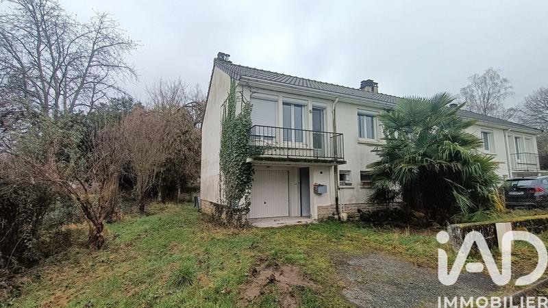 Maison - 90 m² - 5 pièces