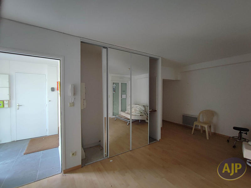 Local commercial - 26 m² - 1 pièce