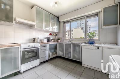 Appartement - 90 m² - 4 pièces