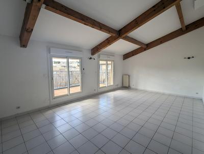 Appartement - 101 m² - 5 pièces