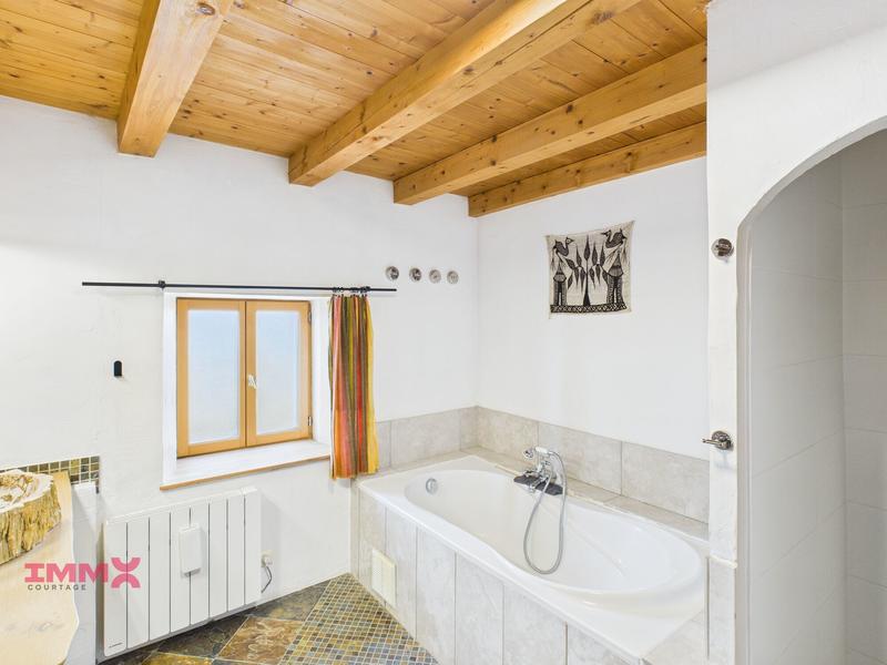 Maison - 99 m² - 4 pièces