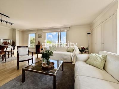 Appartement - 111 m² - 4 pièces