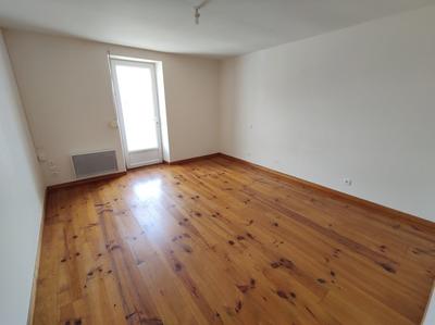 Appartement - 75 m² - 4 pièces