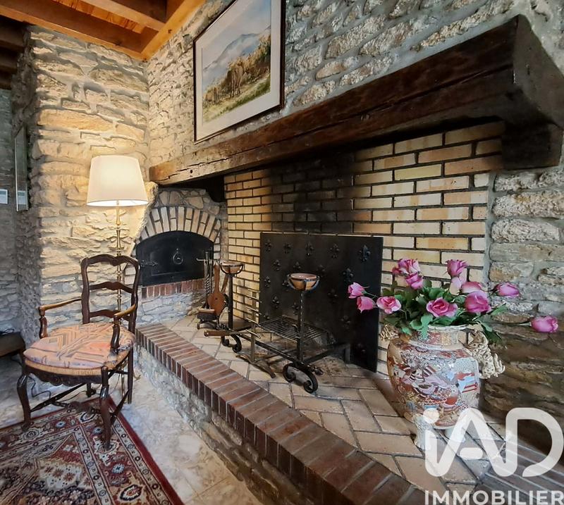 Maison - 200 m² - 8 pièces