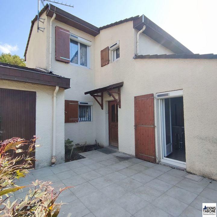 Maison traditionnelle - 114 m² - 5 pièces