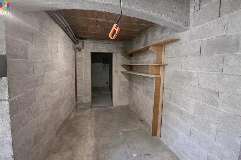 Villa - 218 m² - 8 pièces