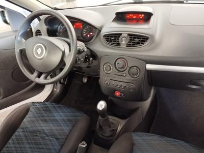 Renault Clio III 1.2 Tce 100 Expression 3p