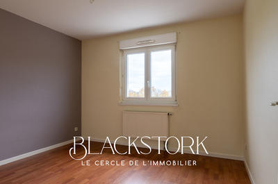 Appartement - 77 m² - 3 pièces