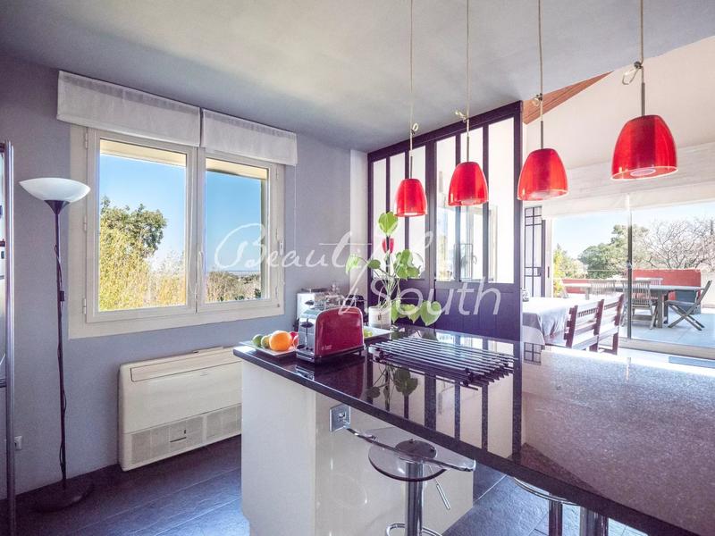 Villa - 263 m² - 5 pièces