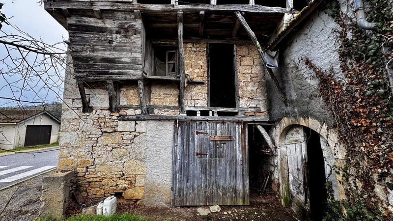 Grange - 75 m² - 3 pièces