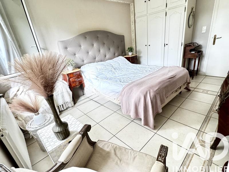 Appartement - 82 m² - 3 pièces