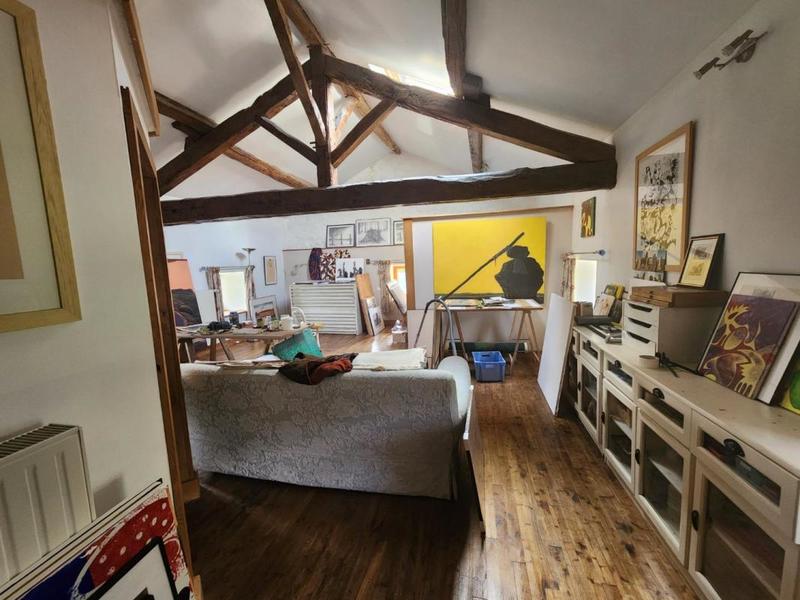 Maison - 360 m² - 12 pièces